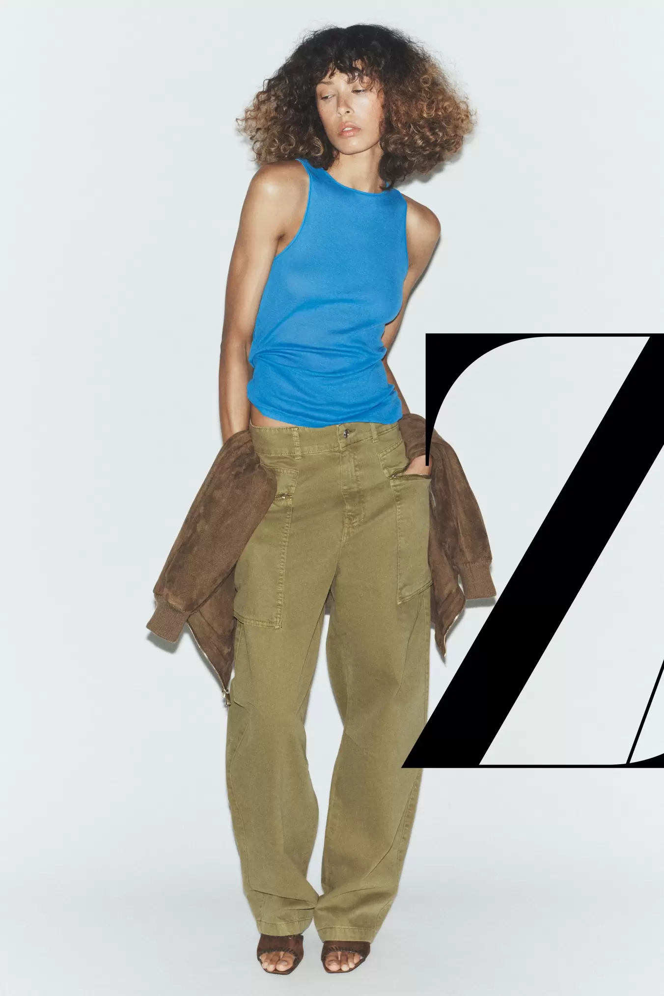 Z1975 MID-WAIST CARGO JEANS WITH ZIPS