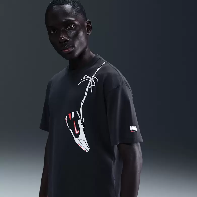 LeBron „Grand Opening”