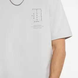 T-shirt with round neck