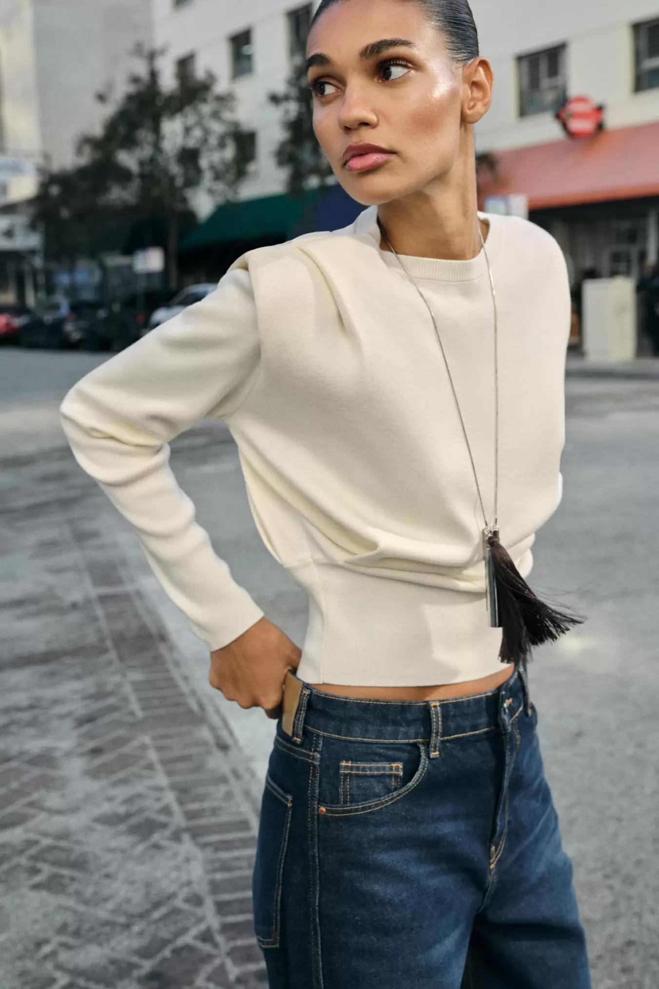 KNIT JUMPER WITH SHOULDER PADS