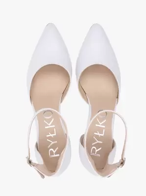 Białe ślubne czółenka ze skóry licowej