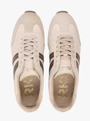 Kremowe półbuty sportowe z brązowym paskiem