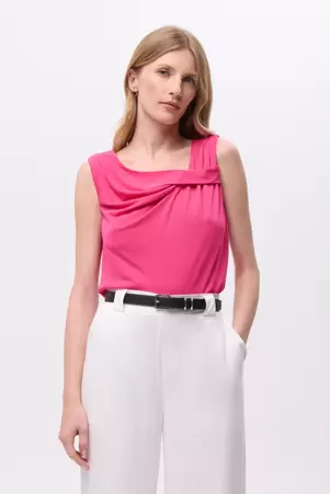 Różowy top z efektownym marszczeniem