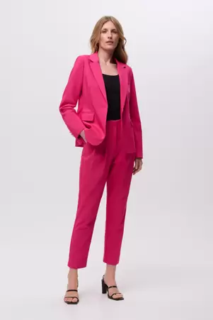 Spodnie w intensywnie różowym kolorze