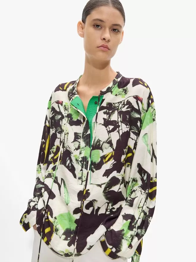 Printed flowing blouse