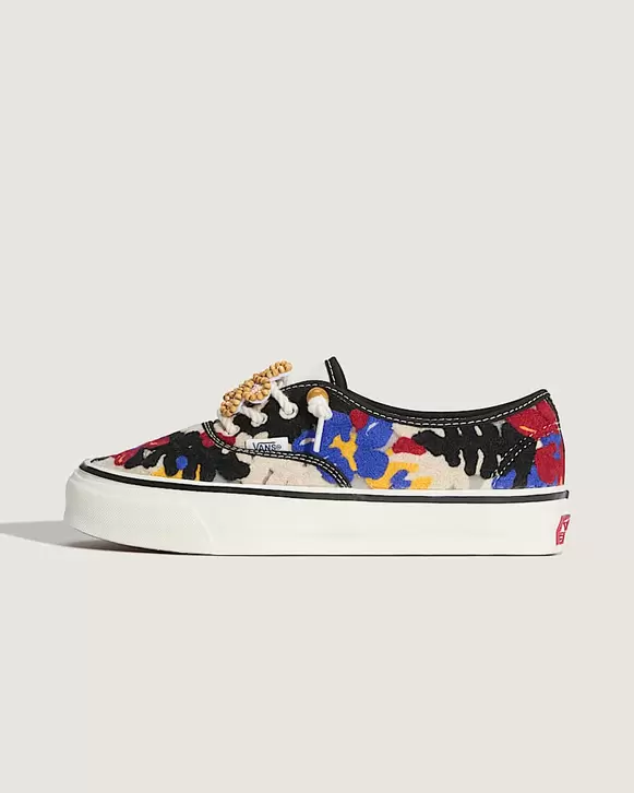 Premium Authentic Schuhe VANS Multicolour HERO