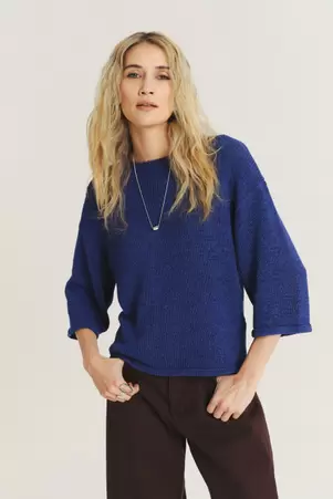 Luźny granatowy sweter z rękawem 3/4