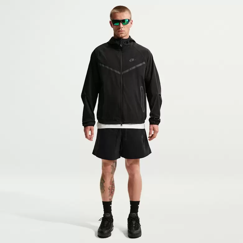 Nike Tech