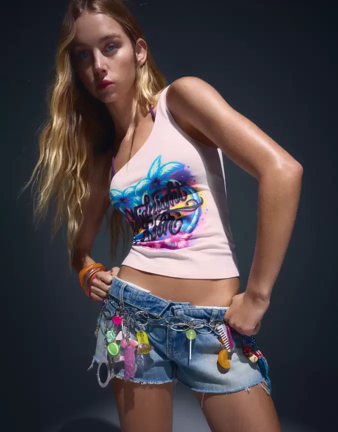 Asymetryczny top z nadrukiem Zara Larsson