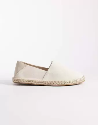 ASOS DESIGN – Granatowe espadryle z płótna z składanym zapiętkiem