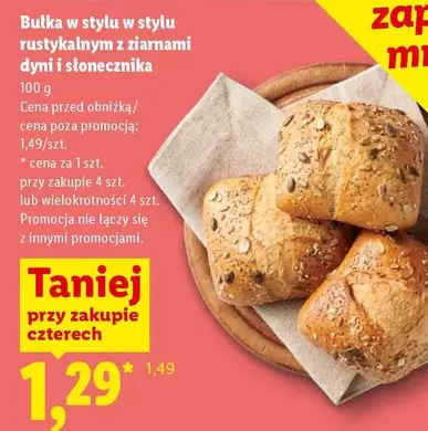 Bułka w stylu rustykalnym z ziarnami dyni i słonecznika