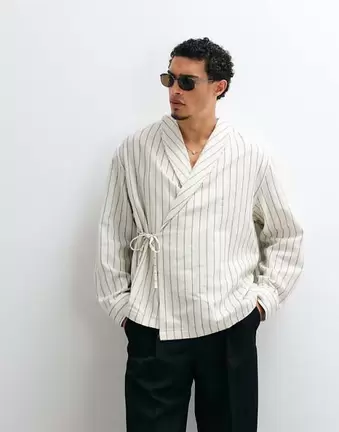 ASOS DESIGN – Kopertowa koszula oversize z wiązaniem o lnianym wyglądzie w kolorze ecru w paski