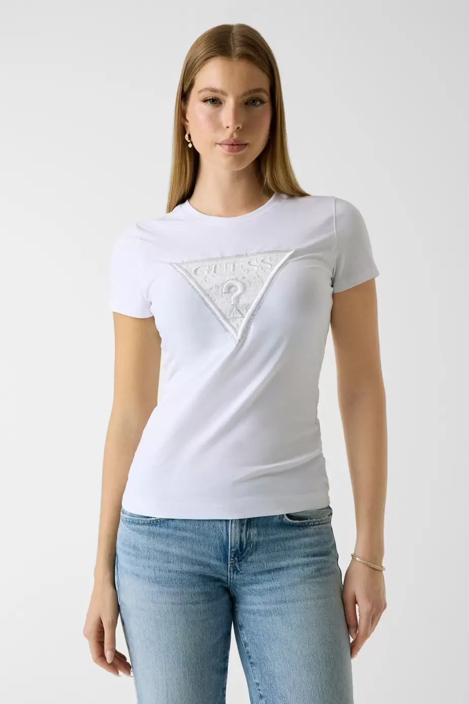 Camiseta con logo de triángulo de encaje