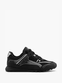 Sneakersy
