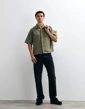 ASOS DESIGN – Koszula oversize w kolorze khaki z kołnierzykiem kubańskim i krytą plisą