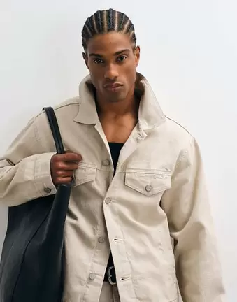 ASOS DESIGN – Jeansowa kurtka trucker o regularnym kroju w kolorze ecru, część zestawu