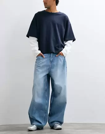 ASOS DESIGN luźne jeansy oversize w jasnoniebieskim odcieniu