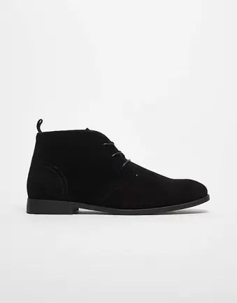 ASOS DESIGN – Czarne sznurowane buty chukka