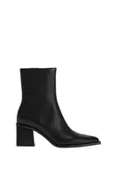 LEATHER HEELED ANKLE BOOT