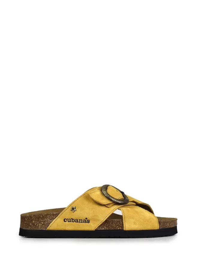 Sandália Carmo em Camurça Amarela e Tiras Cruzadas