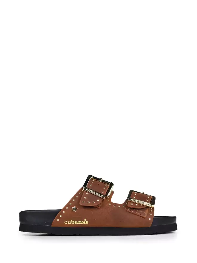 Sandália Amália em Pele Castanha e Tachas