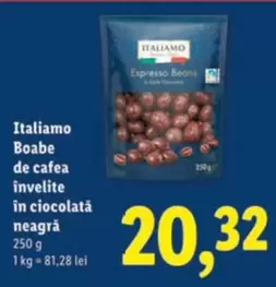 Boabe de cafea învelite în ciocolată neagră