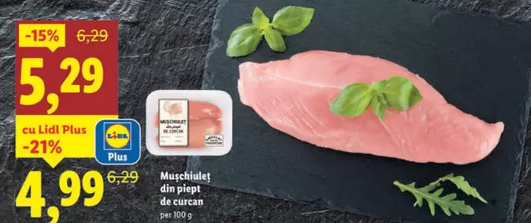 Muschilet din piept de curcan