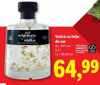 Vodcă cu foite de aur