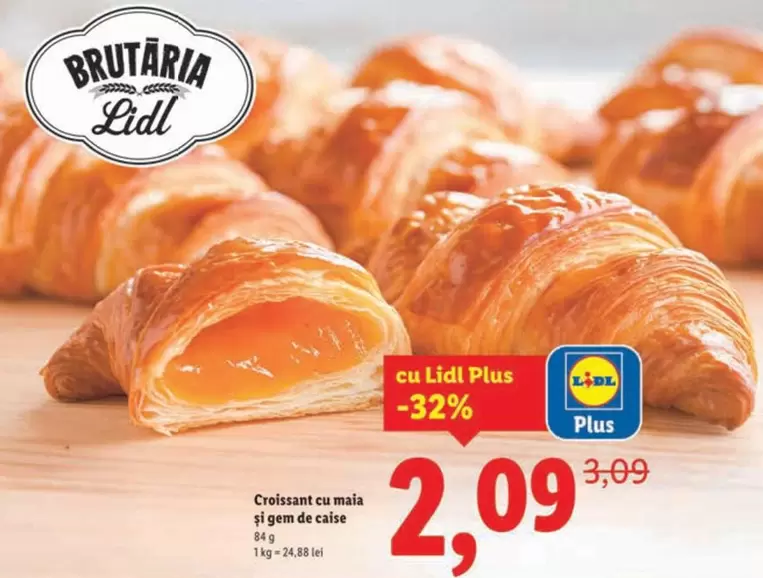 Croissant cu maia și gem de caise