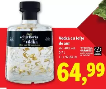 Vodcă cu foite de aur