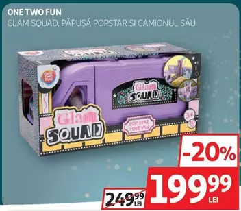 GLAM SQUAD, PAPUŞĂ POPSTAR ŞI CAMIONUL SĂU