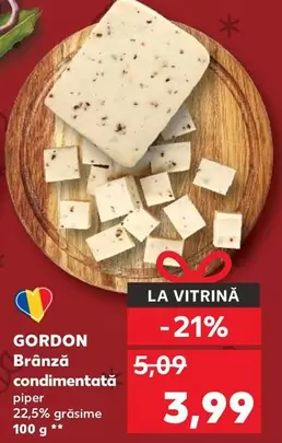 Brânză condimentată piper