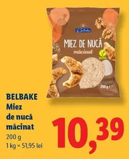 Miez de nucă măcinat