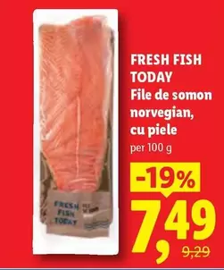 File de somon norvegian, cu piele