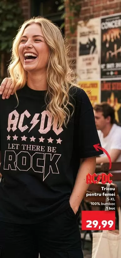 Tricou