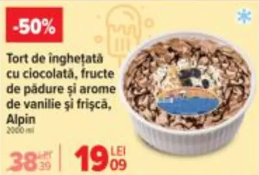 Tort de înghețată cu ciocolată, fructe de pădure și arome de vanilie și frișcă