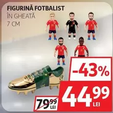 FIGURINĂ FOTBALIST ÎN GHEATĂ
