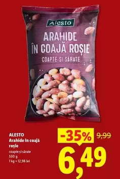 Arahide în coajă roșie coapte și sărate