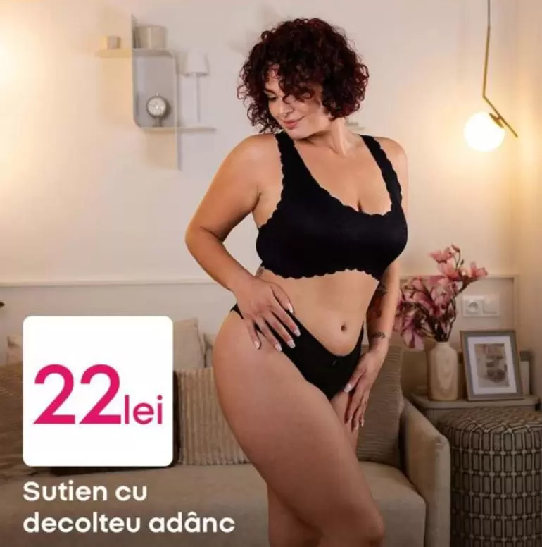 Sutien cu decolteu adânc