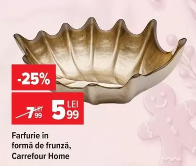 Farfurie în formă de frunză