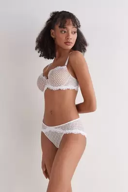 Chilot Sophisticated Allure