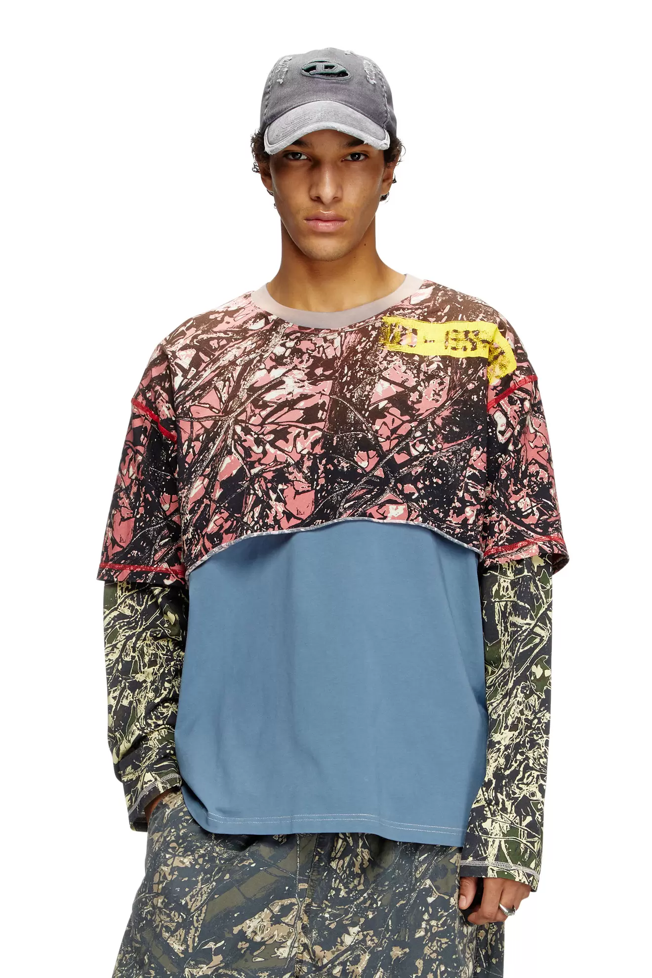 Layered T-shirt with camo motif
