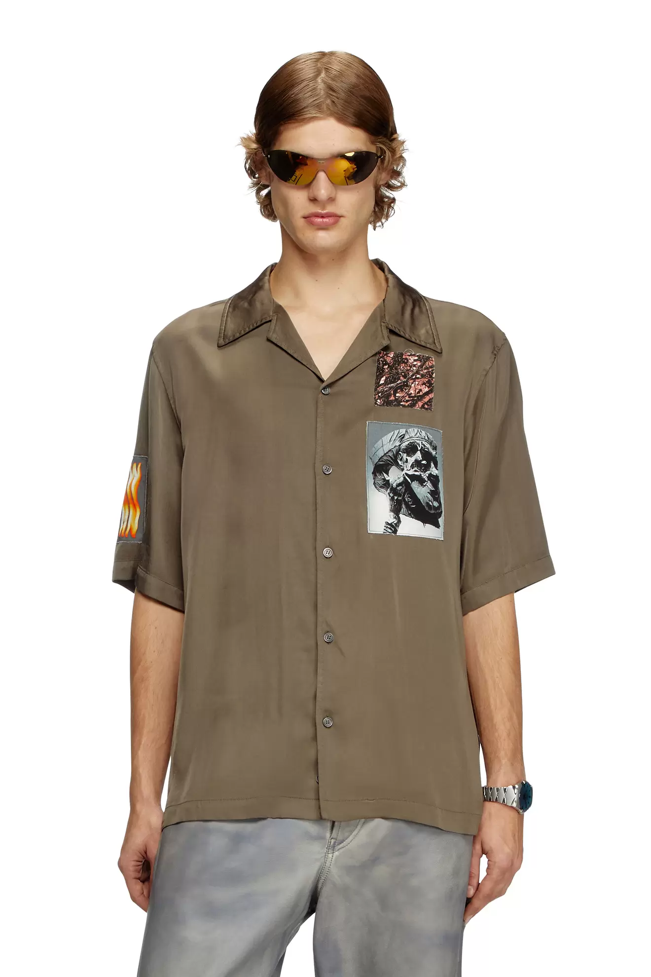 Short-sleeve satin shirt with patches