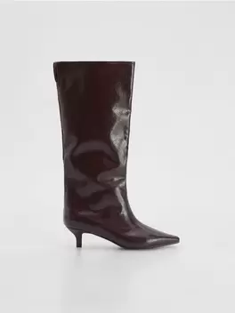 Kitten heel boots   75.99 EUR