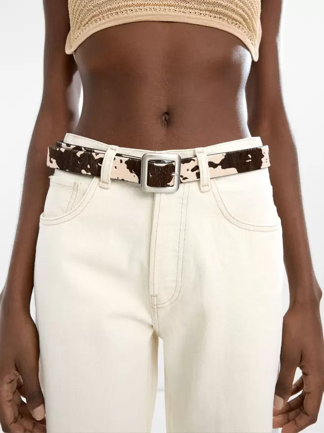 Leather belt with square buckle