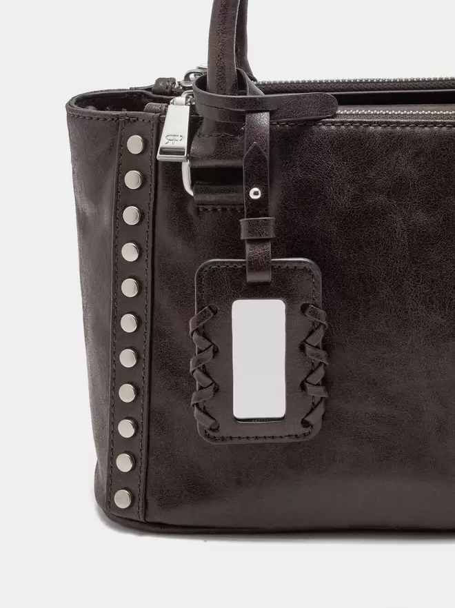 Tote bag with studs