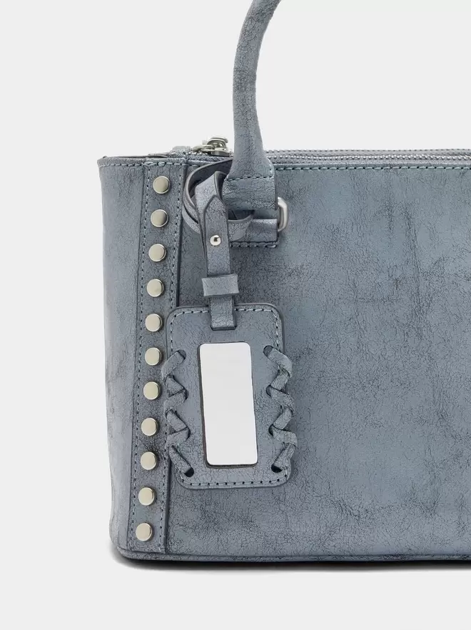 Tote bag with studs
