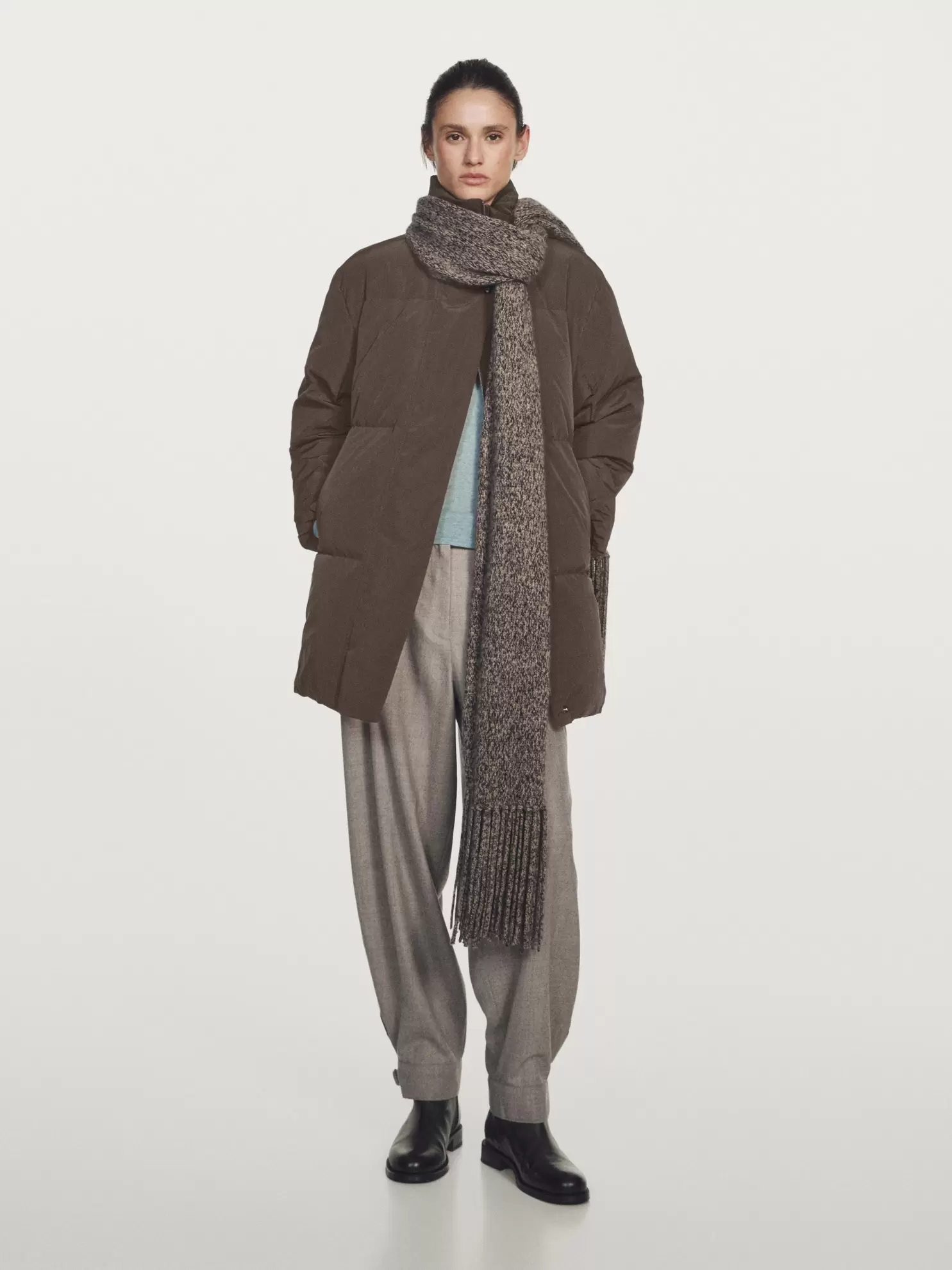 Water-repellent puffer jacket