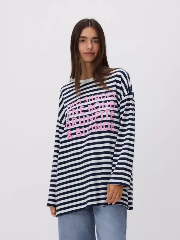 Tricou oversized cu mânecă lungă și imprimeu