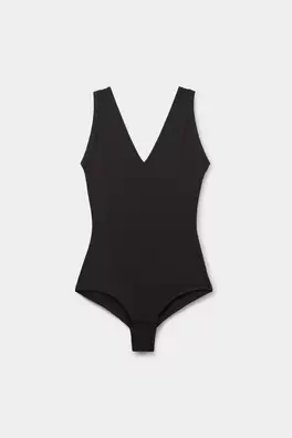 Body Model Reiat Your Everyday Wear